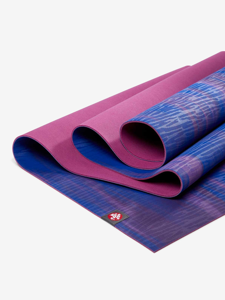 Instructional Yoga Mats : natural rubber mat