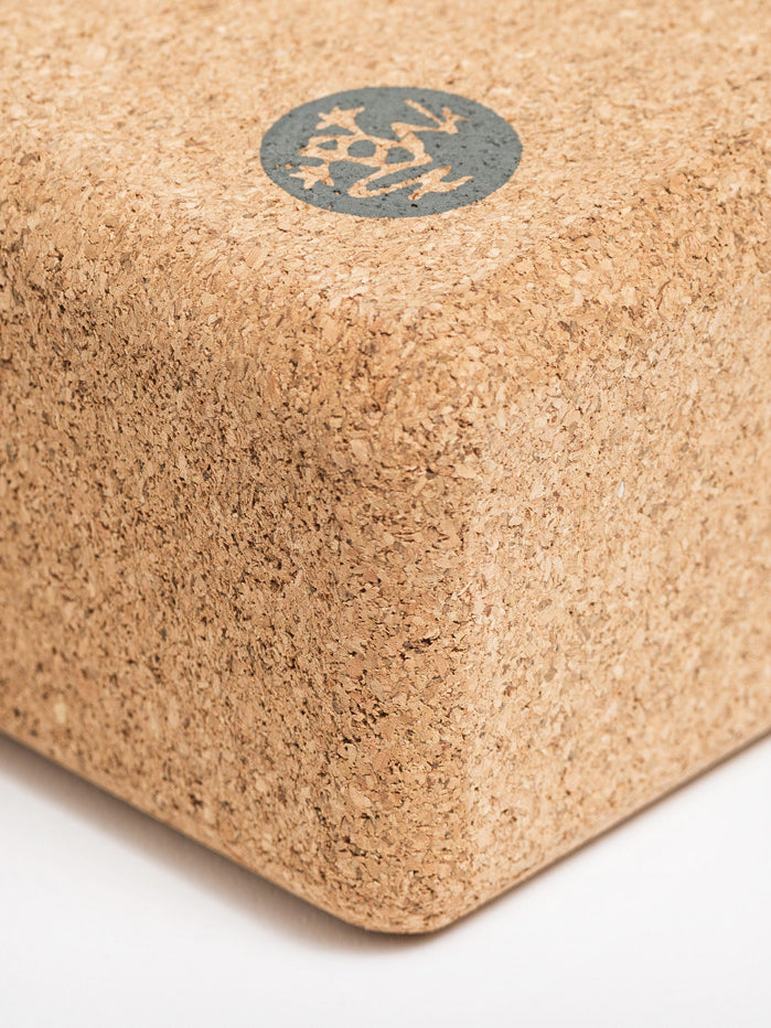 Manduka Cork Lean Yoga Block – Resilient Sustainable Material