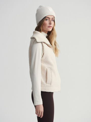 Varley Aspen Sherpa Gilet - Egret