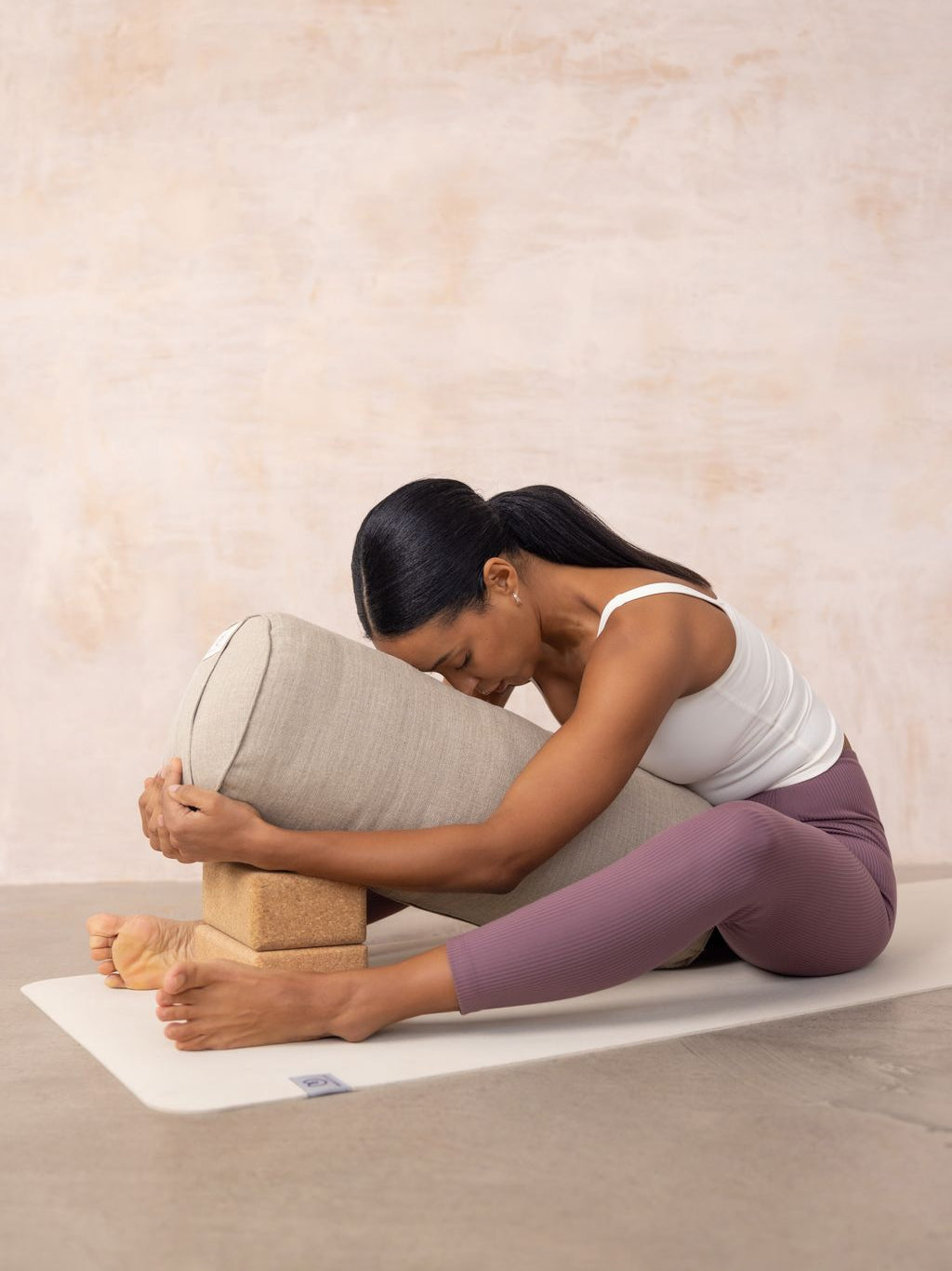 Yogamatters Hemp Round Bolster